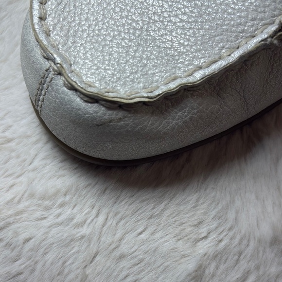 AEROSOLES Off-White Leather Flats - Picture 7 of 8